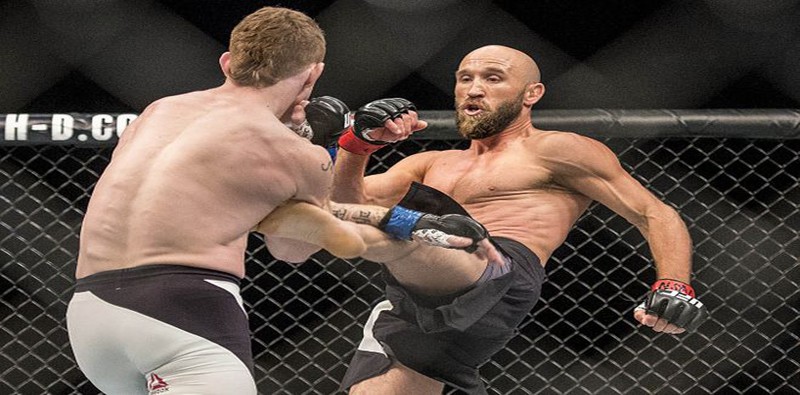 Video UFC FN 88: Josh Burkman vs. Paul Felder
