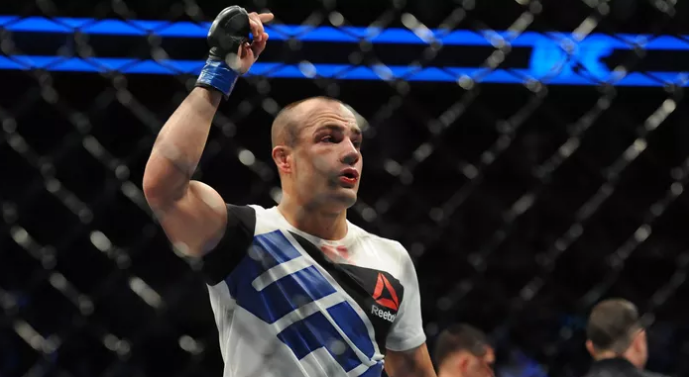 Video UFC FN 90: Rafael dos Anjos vs. Eddie Alvarez