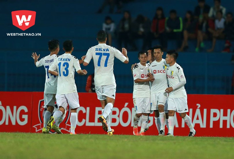 Video: Văn Quyết giúp Hà Nội FC giành 1 điểm tại Lạch Tray