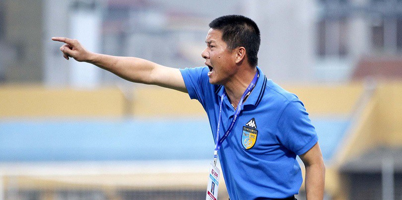 Video: BHL Hà Nội FC "nổi đóa" trọng tài Võ Minh Trí