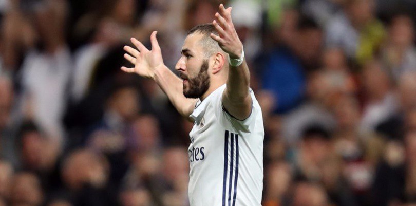 Video: "Xé lưới" Dortmund, Benzema trở thành "Quý ngài 50"
