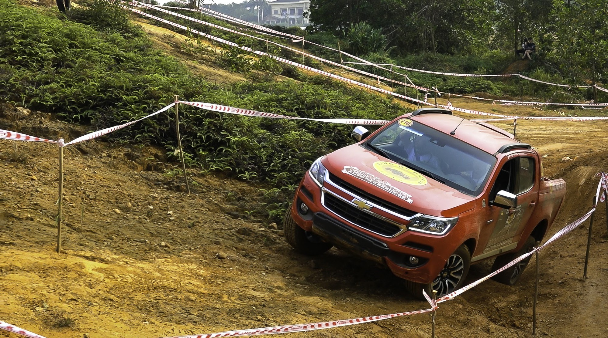 Chevrolet Colorado đăng quang ngôi vương giải Vua bán tải  2016