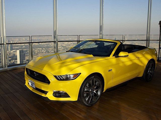 Ford Mustang được bình chọn là xe thể thao bán chạy nhất thế giới