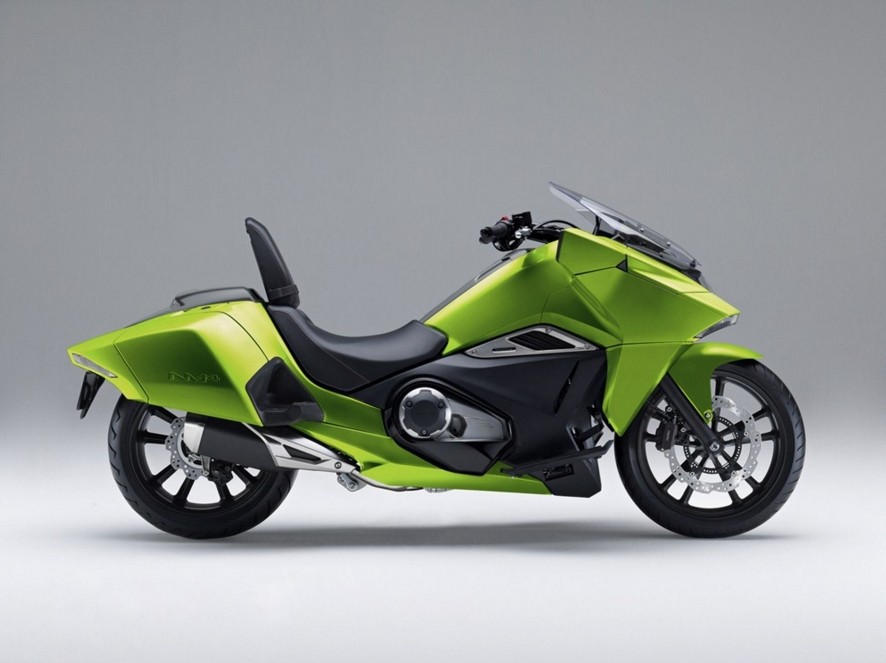 Chiếc xe ra mắt lần đầu tại triển lãm Osaka Auto Show 2014 Chiếc xe ra mắt lần đầu tại triển lãm Osaka Auto Show 2014