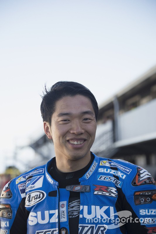 Takuya Tsuda - tay đua 31 tuổi sẽ thay thế Alex Rins thi đấu cho đội Suzuki tại MotoGP 2017 Takuya Tsuda - tay đua 31 tuổi sẽ thay thế Alex Rins thi đấu cho đội Suzuki tại MotoGP 2017