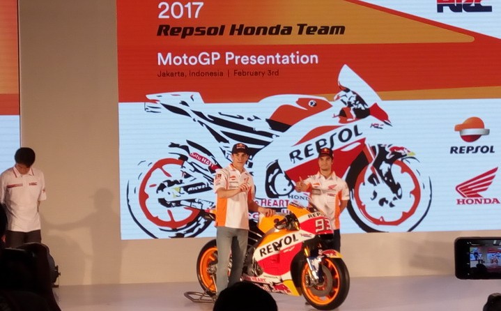 Repsol Honda ra mắt mẫu MotoGP mới