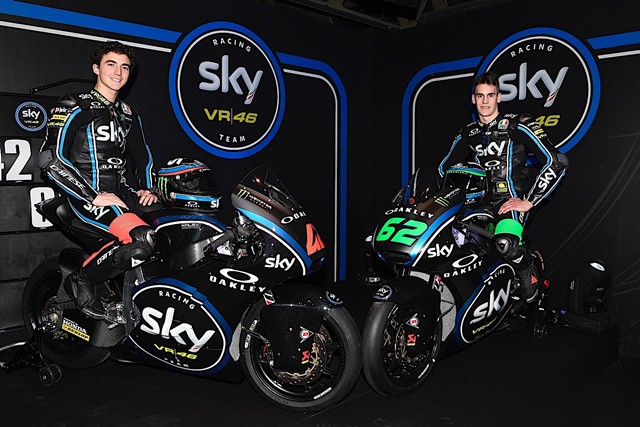 Sky Racing VR46 tiếp tục hợp tác với Dainese & AGV trong năm 2017
