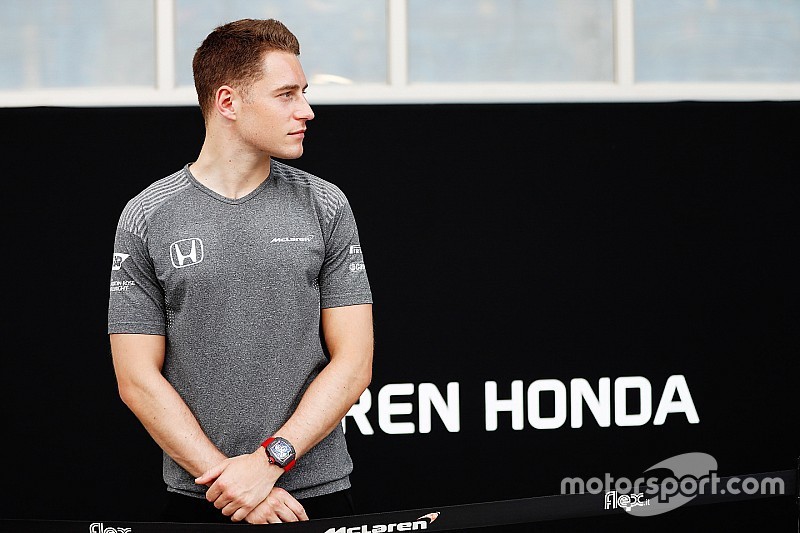 Vandoorne: F1 2017 là một thử thách lớn với tôi