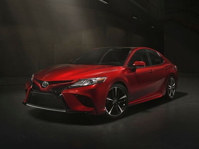 Toyota Camry 2018 - Kỳ vọng về một mẫu xe sang của Toyota