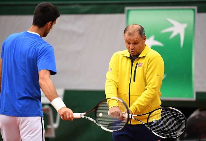 Djokovic tái ngộ với Marian Vajda sau khi chia tay HLV Radek Stepanek Hình ảnh: Djokovic tái ngộ với Marian Vajda sau khi chia tay HLV Radek Stepanek