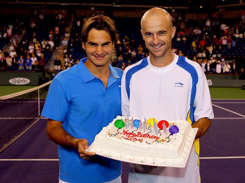 Australian Open 2016: Federer dĩ độc trị độc