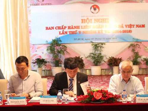 Cà Mau được trao suất hạng Nhất 2016: Một bài học xấu hổ