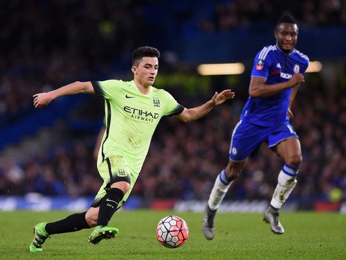 Đào tạo trẻ là vấn đề của cả Man City và Chelsea