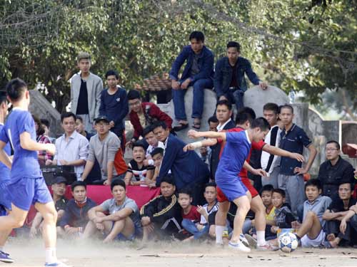 Chuyện ngày xuân và bản sắc của phủi