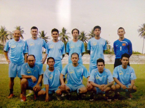 Chuyện về anh em nhà Nam "chân vịt", Linh "chân ngan"