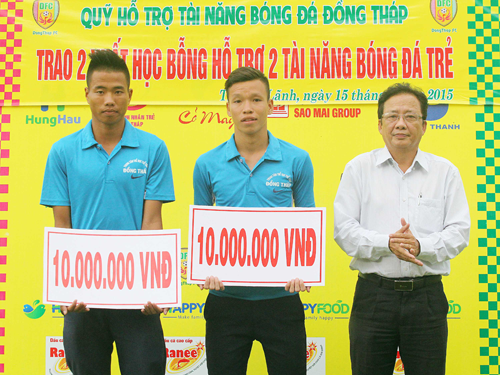CLB Đồng Tháp chuẩn bị cho mùa bóng 2016: Thượng đế là số 1