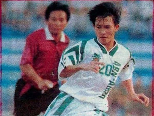 “Dị nhân” sân phủi - Hoàng “bu”: Người thủ quân mẫu mực