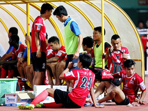 ĐT.LA chuẩn bị mùa giải 2016: Cám cảnh!