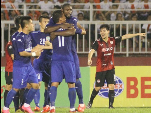 Giao hữu B.Bình Dương 2-1 Muangthong United: Tiệc nhạt