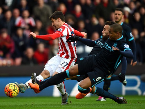 22h00 ngày 12/12, Man City - Swansea: Pellegrini không “vá” hàng thủ là trắng tay