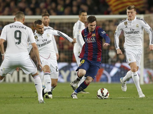 Hướng tới Siêu kinh điển: Messi trở lại để làm gì?