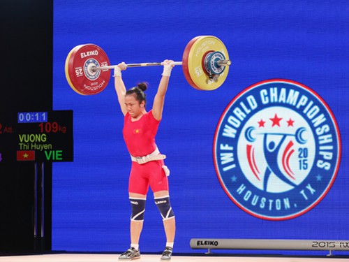 Lực sĩ cử tạ Vương Thị Huyền: “Khỉ Vàng” mơ thành “King Kong” Olympic