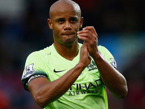 Man City: Chờ Kompany, mất đi cơ hội