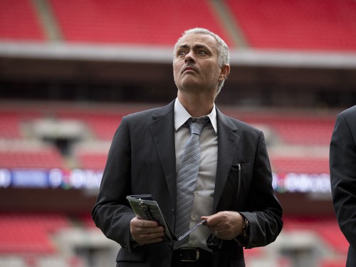 Mourinho sắp tới M.U: Muốn có nhân tài, không thể qua loa