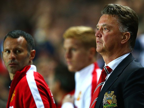 22h00 (23/01), Man Utd - Southampton: M.U của Van Gaal... hay Giggs?