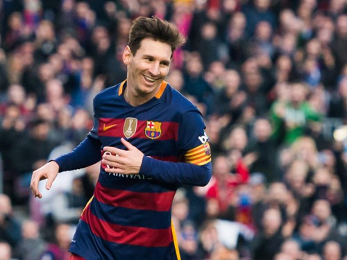 3h30 (28/1), Barca - Bilbao: Nhìn Messi, Ronaldo có bị kích thích không?