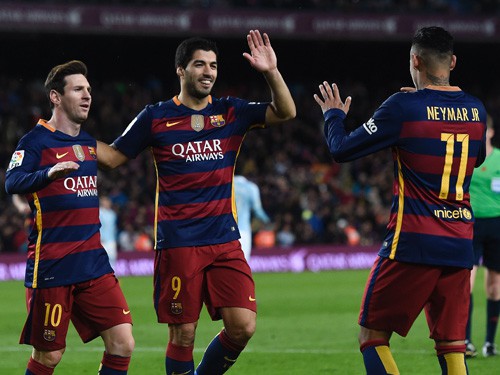 Nike sắp “bơm” 100 triệu euro/năm cho Barca