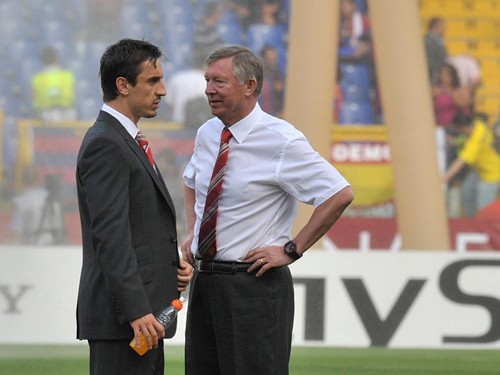 Valencia và thảm họa Gary Neville: Xa Sir Alex, ai cũng trở thành đứa trẻ