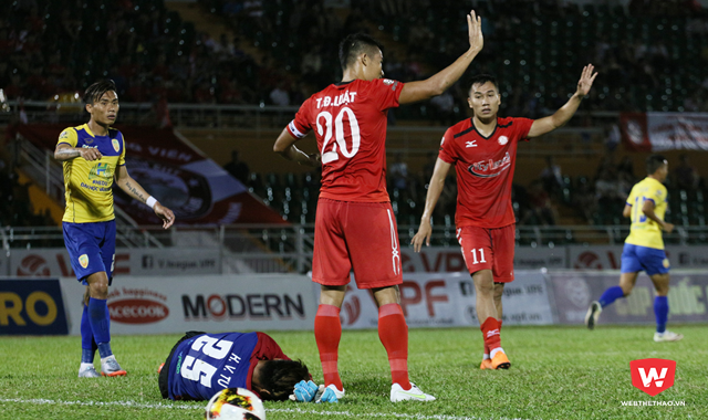 Bác sỹ Việt Nam kể chuyện đề phòng đột quỵ của AFC và FIFA