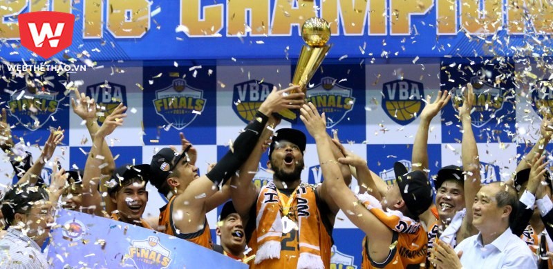 Danang Dragons vô địch VBA 2016