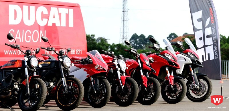 Ducati Riding Experience 2017: Làm chủ PKL một cách an toàn