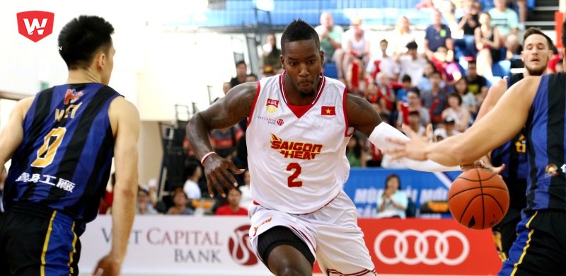 Lenny Daniel giúp Saigon Heat sống lại hi vọng dự Play-off ABL