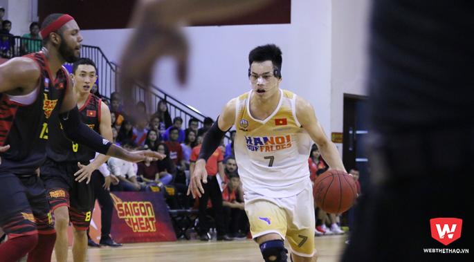 "Mặt nạ chống C" giảm nỗi khiếp sợ ở play-off VBA 2017