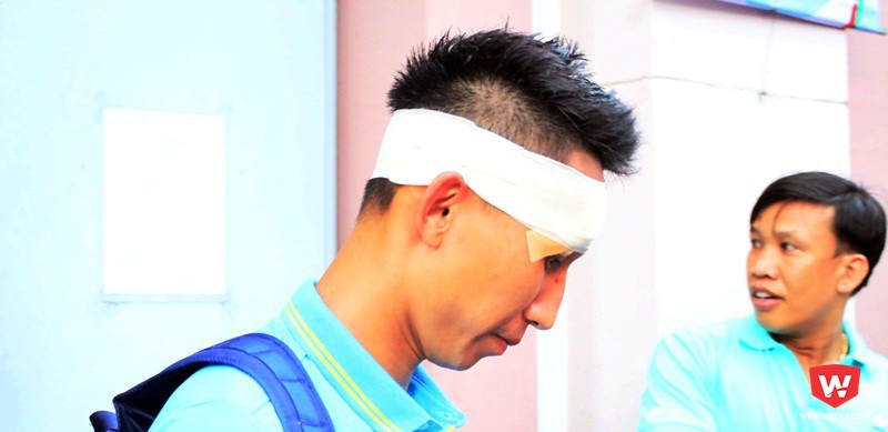 Nghiêm Xuân Tú bị rách mắt trong buổi tập kín của ĐTVN