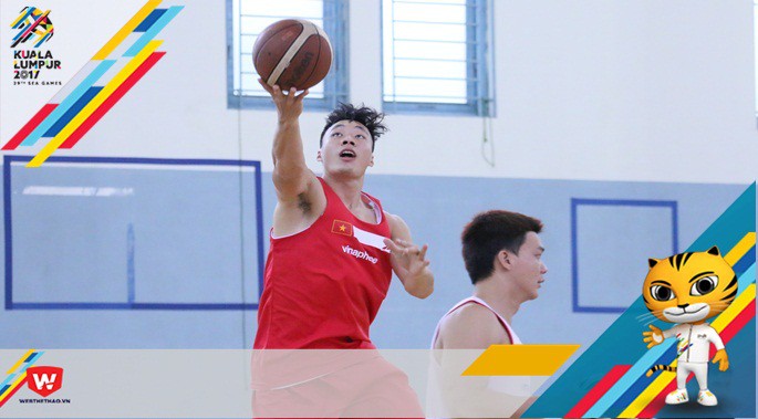 Nguyễn Văn Hùng chia tay SEA Games 29 vì chấn thương