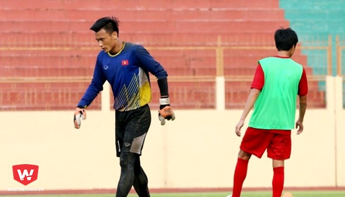 U20 Việt Nam mất thủ môn Bùi Tiến Dũng một tuần