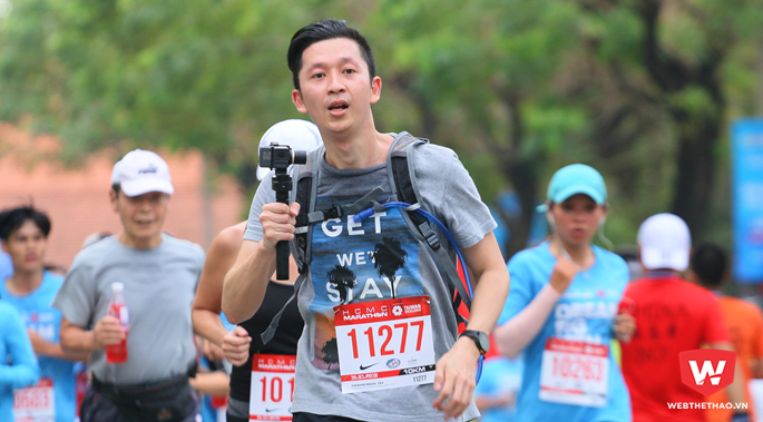 Vừa chạy vừa livestream: Xu hướng tham dự marathon 2018