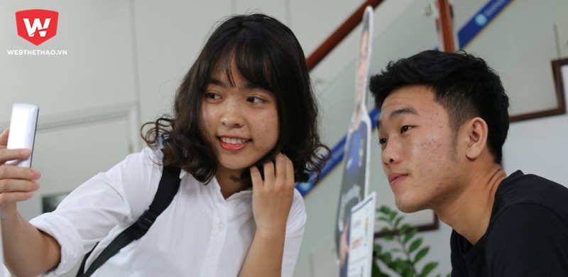 Xuân Trường tổ chức ký tặng và giao lưu với người hâm mộ