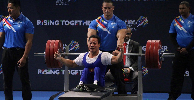 Đô cử Lê Văn Công và tấm HCV “trên đỉnh thế giới” tại ASEAN Para Games 2017