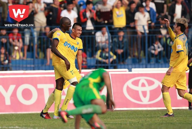 Với "doping tiền và tinh thần", FLC Thanh Hóa quyết phá dớp ở Hàng Đẫy