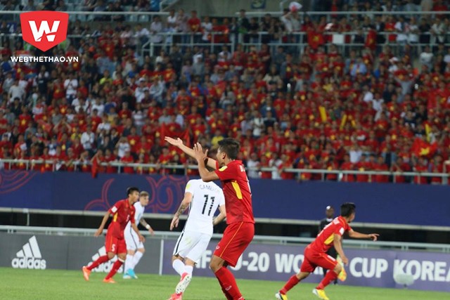 VIDEO: Trọng tài người Cameroon từ chối penalty cho U20 Việt Nam