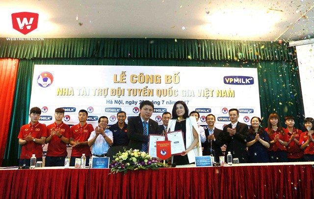 U22 Việt Nam được thoải mái... uống sữa tại SEA Games 29