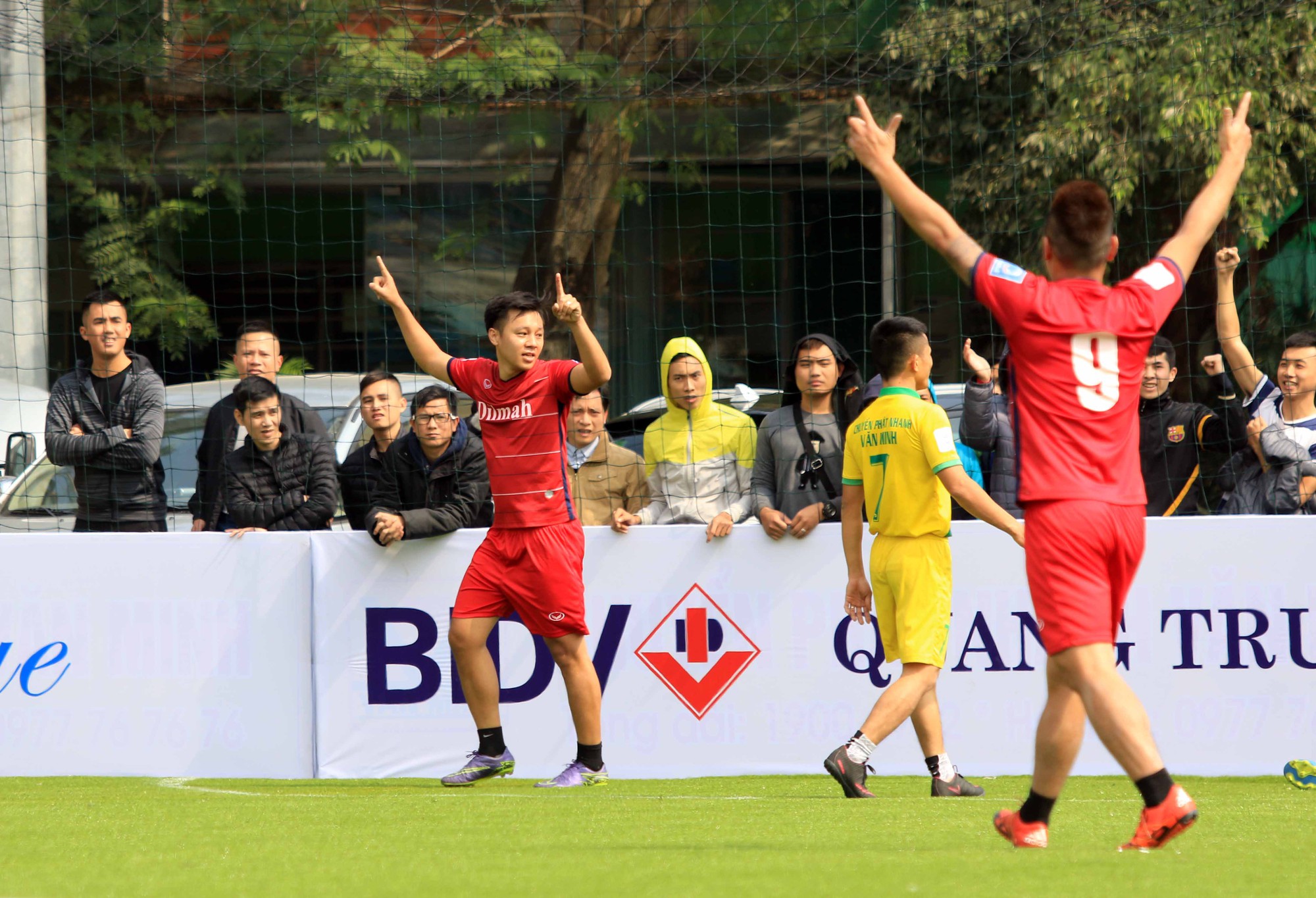 Vòng 1 Le League 2017: Bữa tiệc của bóng đá tấn công