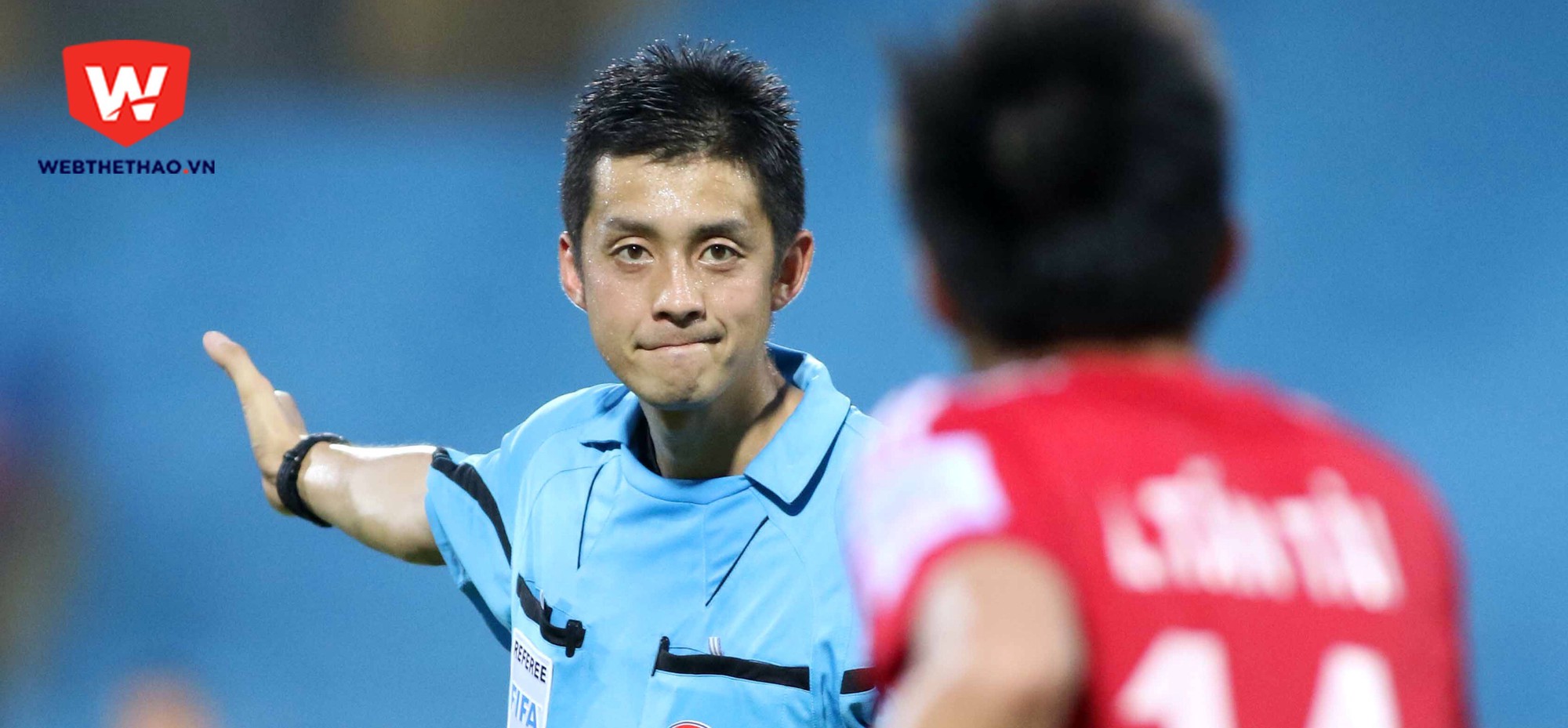 VPF thuê trọng tài cho V.League: Cầu viện hay tấm bình phong?
