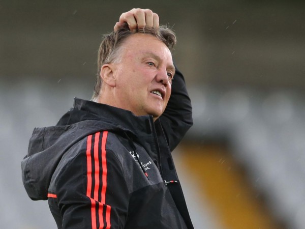 Với 215 triệu bảng, Van Gaal sẽ mua ai?