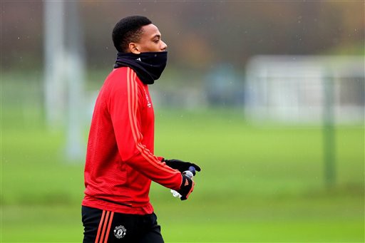 Anthony Martial trở lại tập luyện